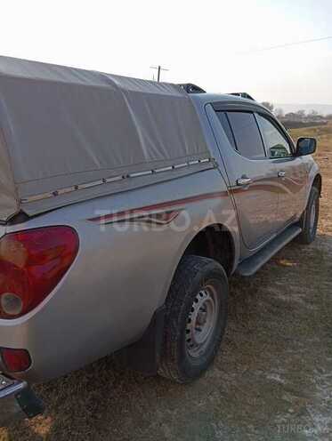 Mitsubishi L200 2008, 448,500 km - 2.5 л - Qax