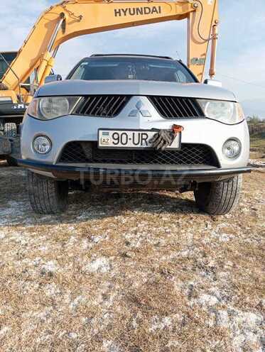 Mitsubishi L200 2008, 448,500 km - 2.5 л - Qax