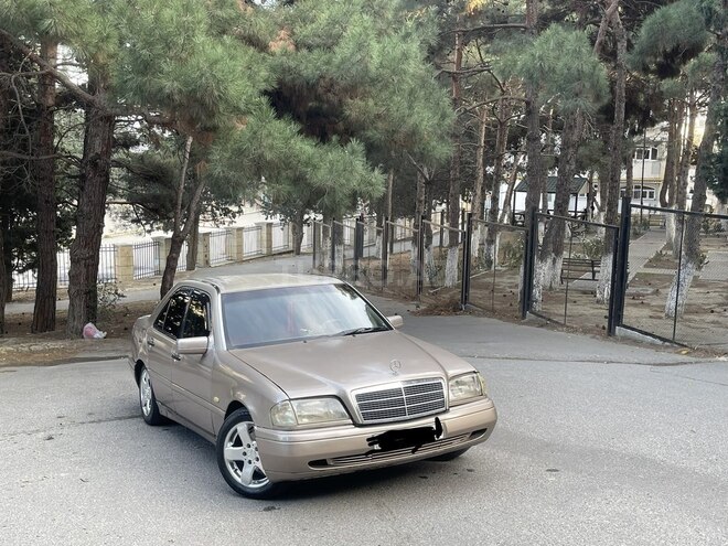 Mercedes C 200 1993, 360,205 km - 2.0 l - Bakı