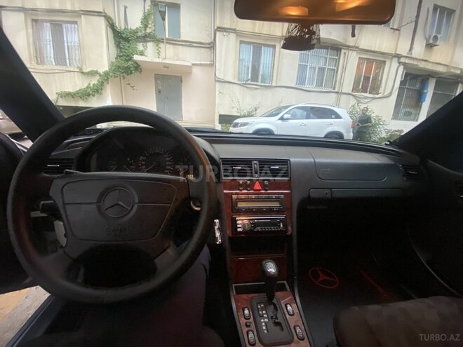 Mercedes C 200 1998, 298,000 km - 2.0 l - Bakı