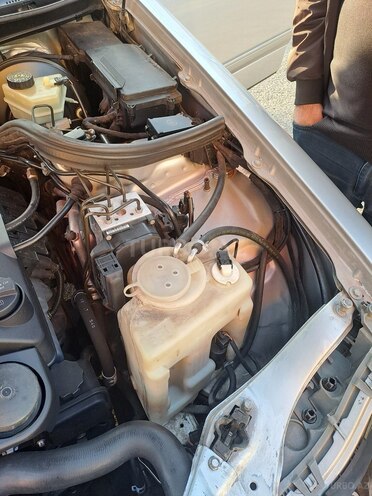 Mercedes E 240 1999, 377,800 km - 2.4 l - Bakı
