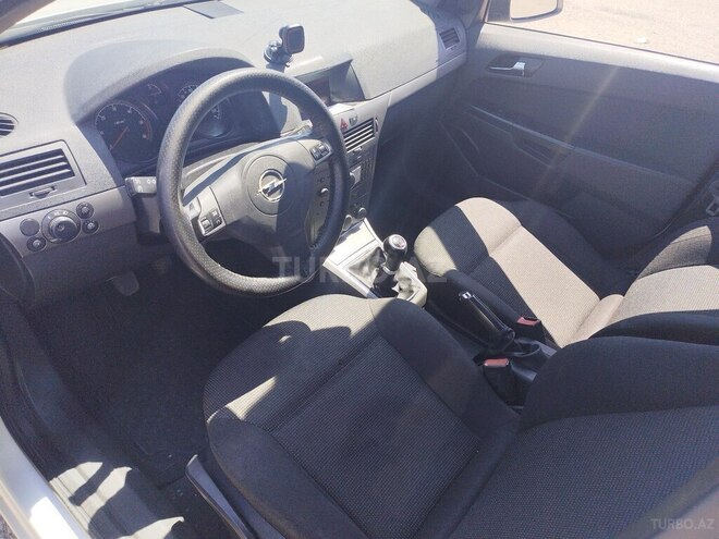 Opel Astra 2005, 258,000 km - 1.3 l - Bakı