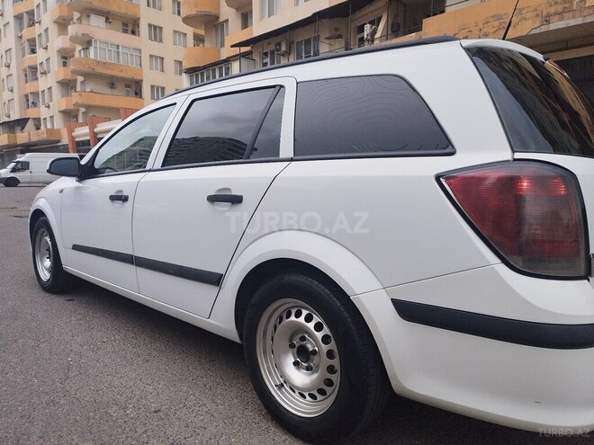 Opel Astra 2005, 258,000 km - 1.3 l - Bakı