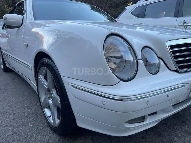 Mercedes E 240 1997, 260,000 km - 2.4 л - Bakı