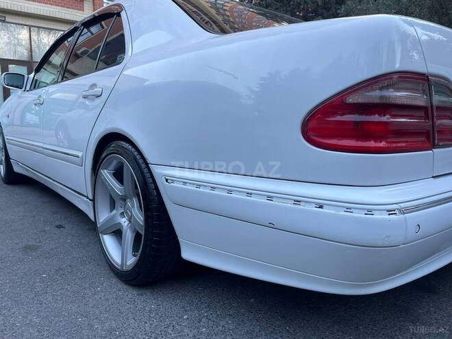 Mercedes E 240 1997, 260,000 km - 2.4 л - Bakı