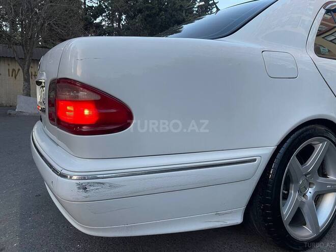 Mercedes E 240 1997, 260,000 km - 2.4 л - Bakı