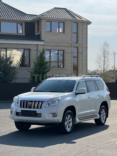 Toyota Prado 2012, 252,000 km - 2.7 l - Zaqatala