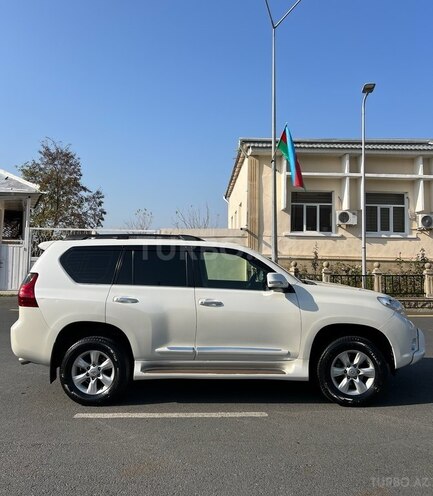 Toyota Prado 2012, 252,000 km - 2.7 l - Zaqatala