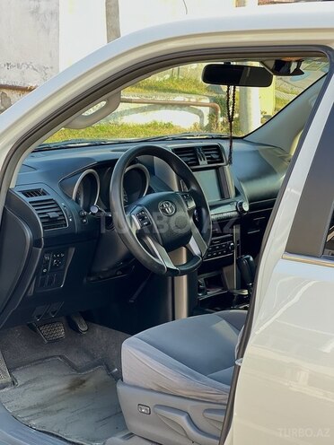 Toyota Prado 2012, 252,000 km - 2.7 l - Zaqatala