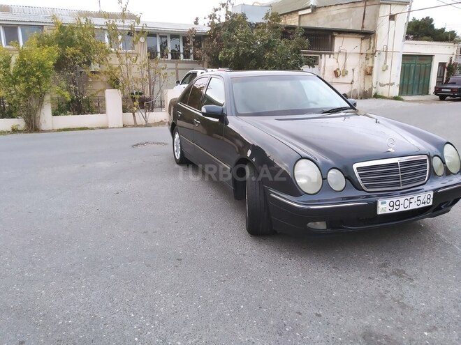 Mercedes E 220 2000, 390,000 km - 2.2 l - Bakı