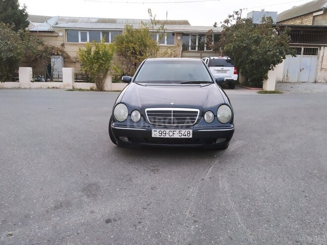 Mercedes E 220 2000, 390,000 km - 2.2 l - Bakı