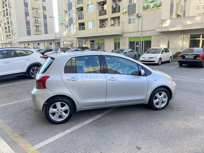Toyota Yaris 2007, 235,000 km - 1.3 l - Bakı