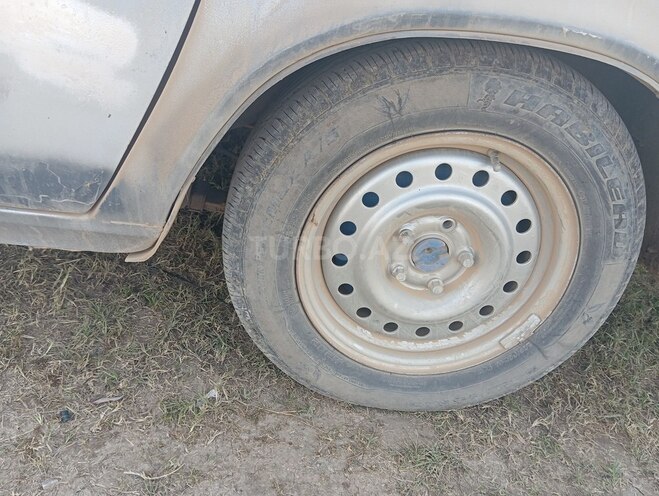 GAZ 31105 2003, 76,000 km - 1.6 l - Saatlı