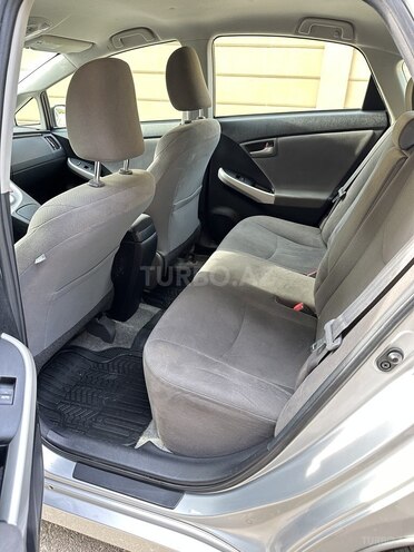 Toyota Prius 2015, 141,000 km - 1.8 l - Bakı