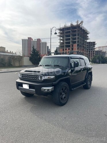 Toyota FJ Cruiser 2006, 182,000 km - 4.0 l - Bakı