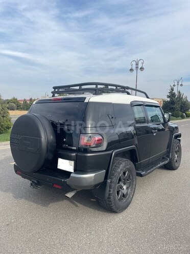 Toyota FJ Cruiser 2006, 182,000 km - 4.0 l - Bakı