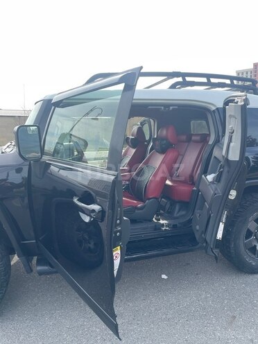 Toyota FJ Cruiser 2006, 182,000 km - 4.0 l - Bakı