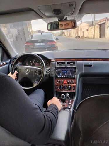 Mercedes E 220 2000, 440,000 km - 2.2 l - Bakı