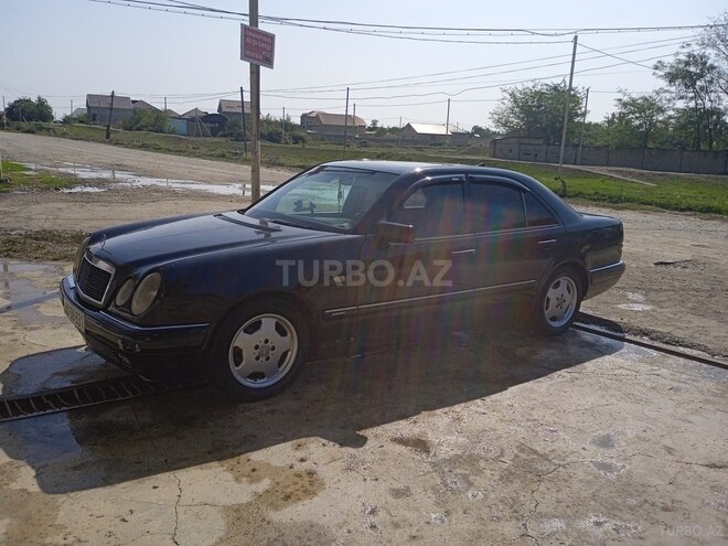 Mercedes E 290 1998, 650,000 km - 1.9 л - Xudat