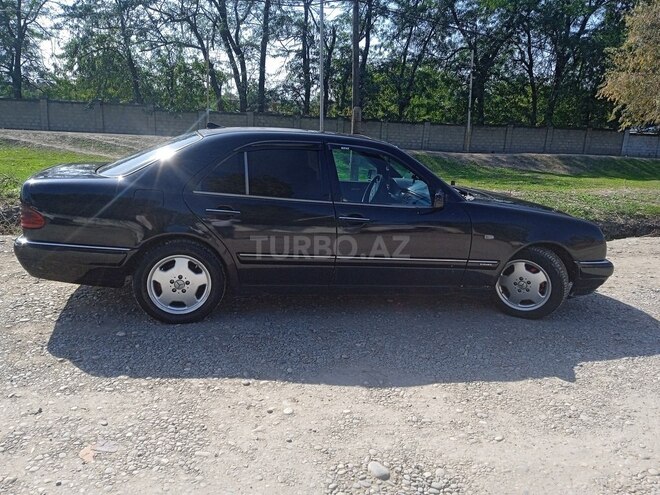 Mercedes E 290 1998, 650,000 km - 1.9 л - Xudat