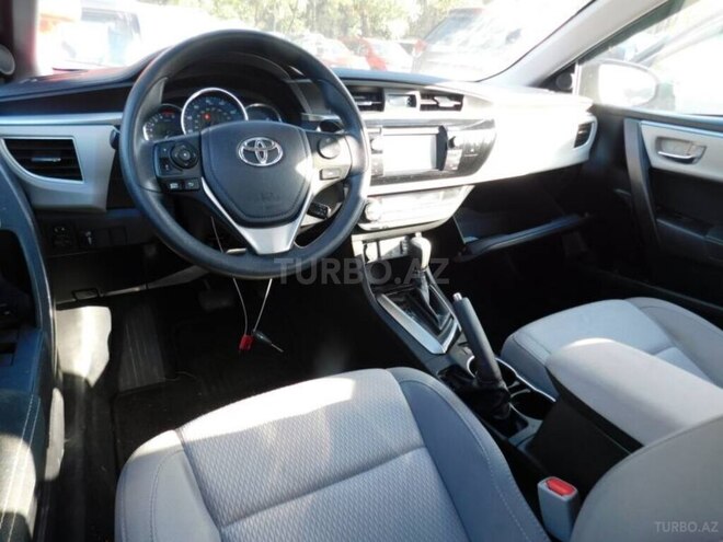 Toyota Corolla 2015, 167,000 km - 1.8 л - Bakı
