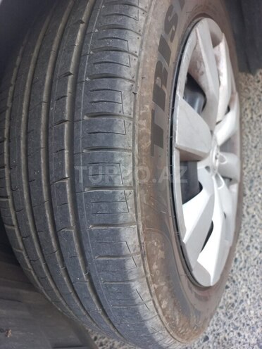 Toyota Corolla 2015, 167,000 km - 1.8 л - Bakı