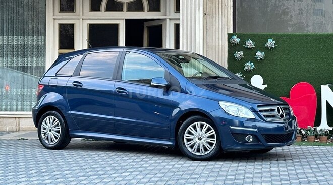 Mercedes B 180 2008, 90,000 km - 1.7 l - Bakı