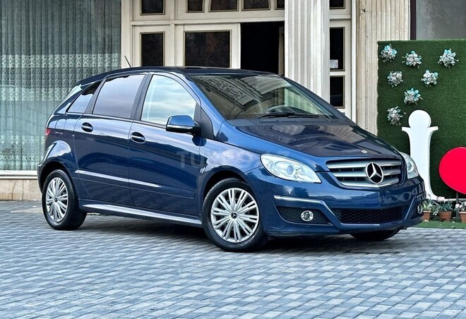 Mercedes B 180 2008, 90,000 km - 1.7 l - Bakı