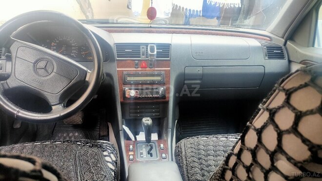 Mercedes C 200 1996, 287,000 km - 2.0 l - Sumqayıt