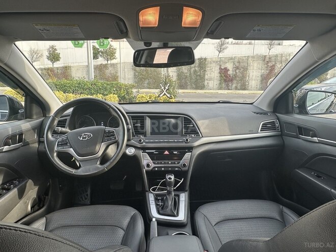 Hyundai Elantra 2016, 32,000 km - 2.0 l - Bakı