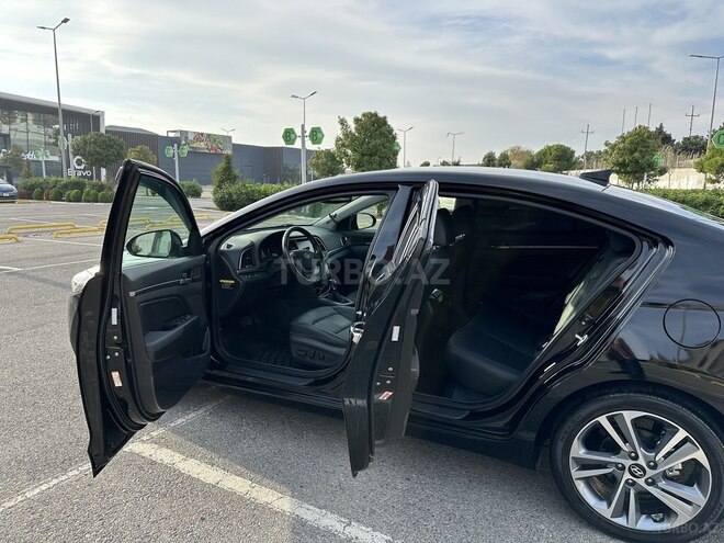 Hyundai Elantra 2016, 32,000 km - 2.0 l - Bakı