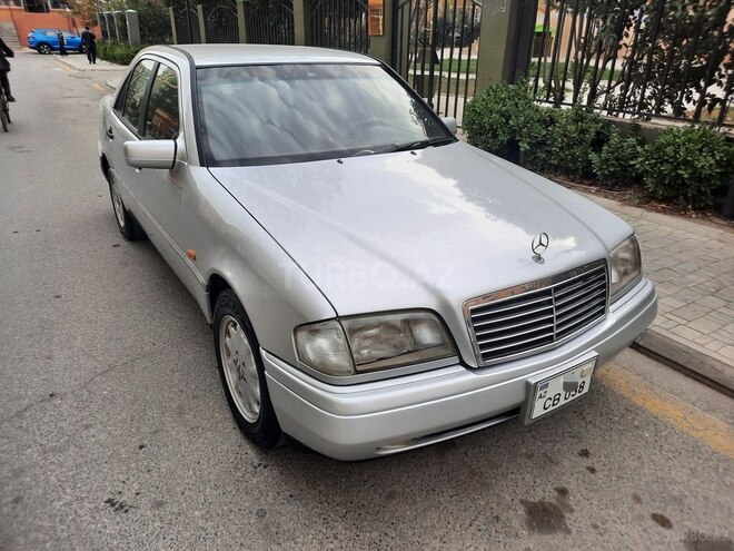 Mercedes C 200 1995, 332,050 km - 2.0 л - Bakı