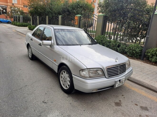 Mercedes C 200 1995, 332,050 km - 2.0 л - Bakı