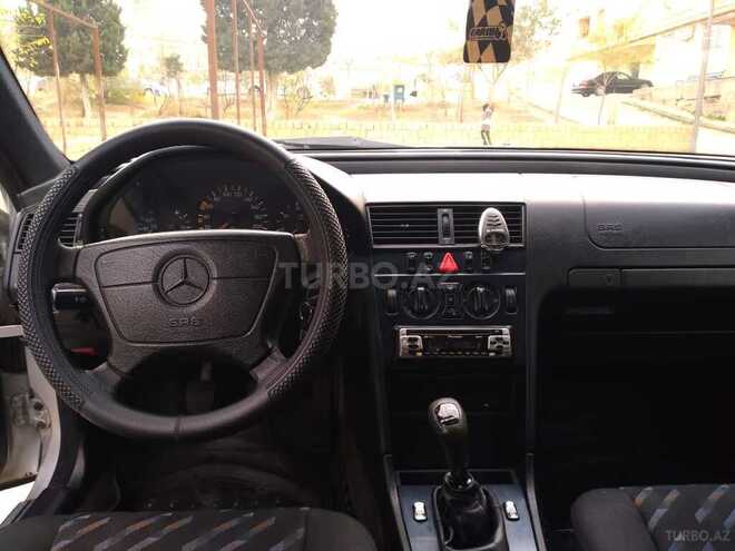 Mercedes C 220 1998, 305,000 km - 2.2 l - Bakı
