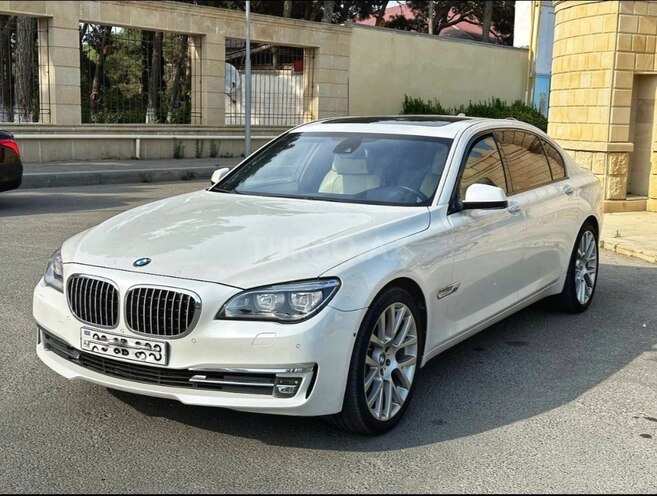 BMW 750 2010, 120,000 km - 4.4 л - Bakı