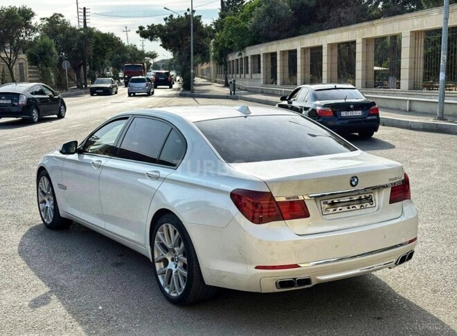 BMW 750 2010, 120,000 km - 4.4 л - Bakı