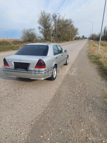 Mercedes C 220 1999, 295,000 km - 2.2 л - Bakı