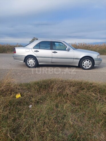 Mercedes C 220 1999, 295,000 km - 2.2 л - Bakı