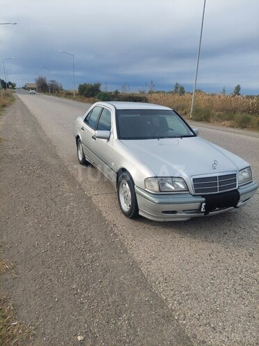 Mercedes C 220 1999, 295,000 km - 2.2 л - Bakı
