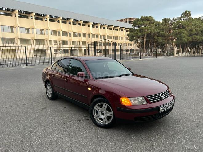 Volkswagen Passat 1998, 267,946 km - 1.8 l - Sumqayıt