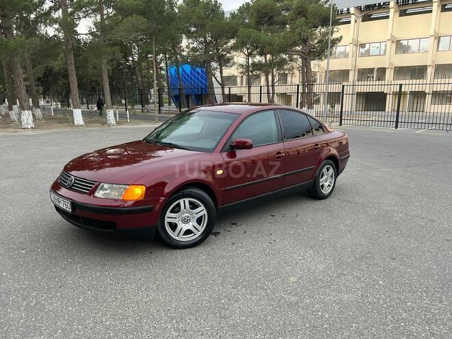 Volkswagen Passat 1998, 267,946 km - 1.8 l - Sumqayıt