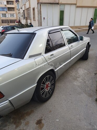 Mercedes 190 1988, 300,000 km - 2.0 л - Bakı