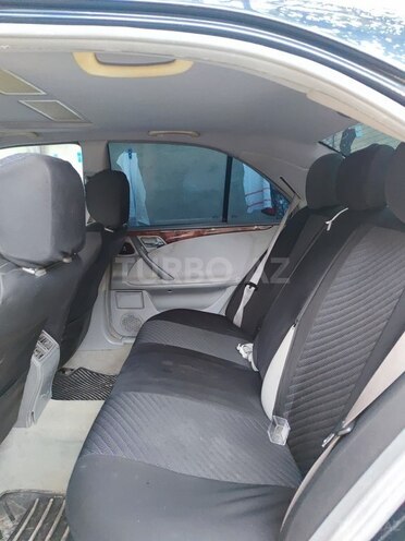 Mercedes E 200 2001, 353,625 km - 2.0 l - Bakı