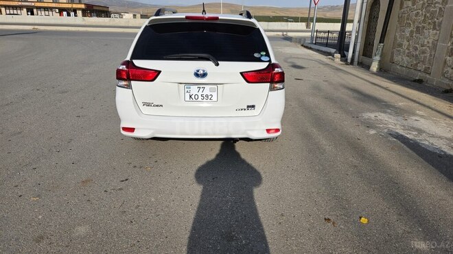 Toyota Corolla 2015, 108,000 km - 1.5 l - Şamaxı