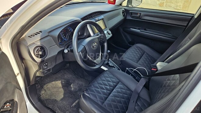 Toyota Corolla 2015, 108,000 km - 1.5 l - Şamaxı
