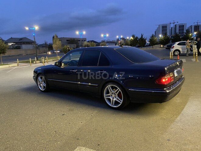 Mercedes E 240 2000, 390,000 km - 2.4 l - Bakı