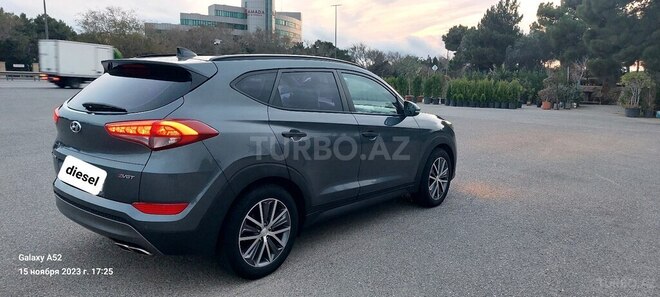 Hyundai Tucson 2015, 185,200 km - 2.0 л - Bakı