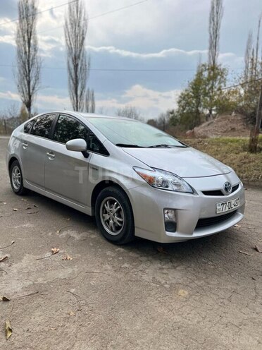 Toyota Prius 2010, 200,000 km - 1.8 л - Bakı