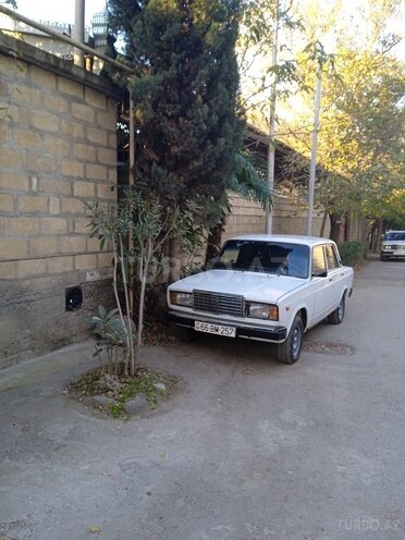 LADA (VAZ) 2107 2007, 38,450 km - 1.6 л - Yevlax