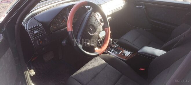 Mercedes C 200 1996, 268,588 km - 2.0 l - Şəki